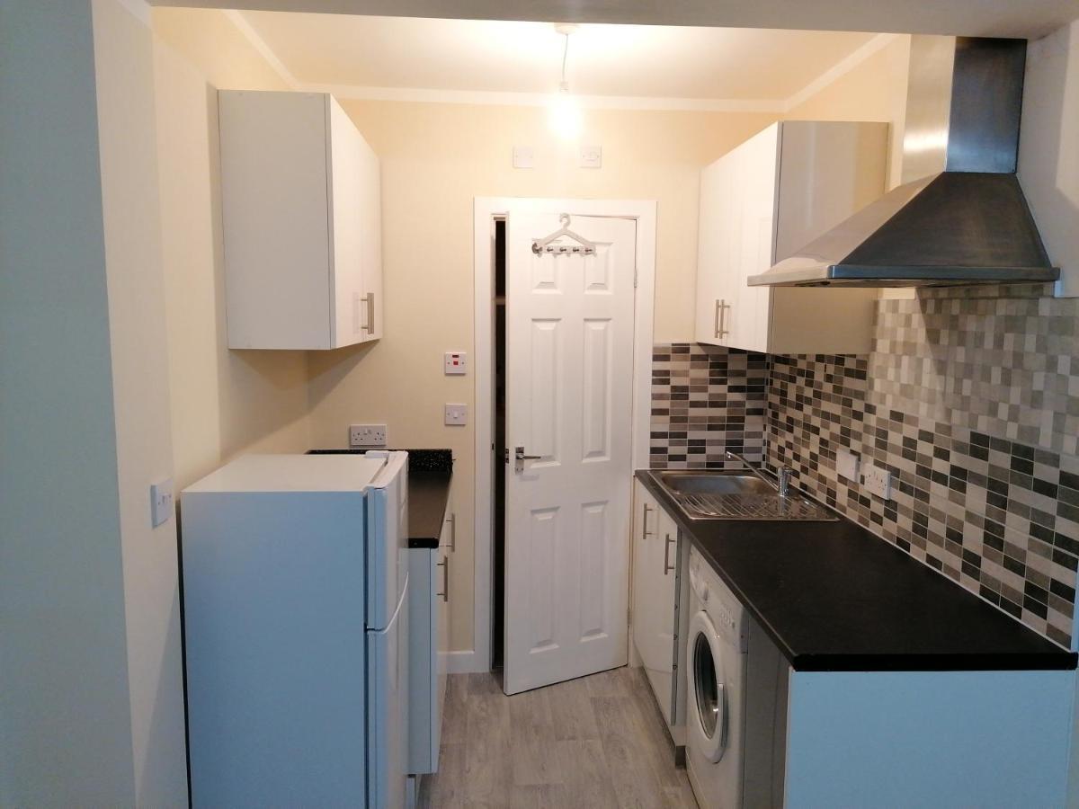 Self-Contained Studio Flat Bathrooms Kitchens Upgrade Locations To City Centre 15 Minutes Walking Distance Nottingham Universities Queen Hospitals City Hospitals Dış mekan fotoğraf